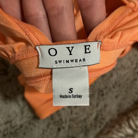 COPY - OYE Swimwear Athena Onepiece - Picture 4 of 4